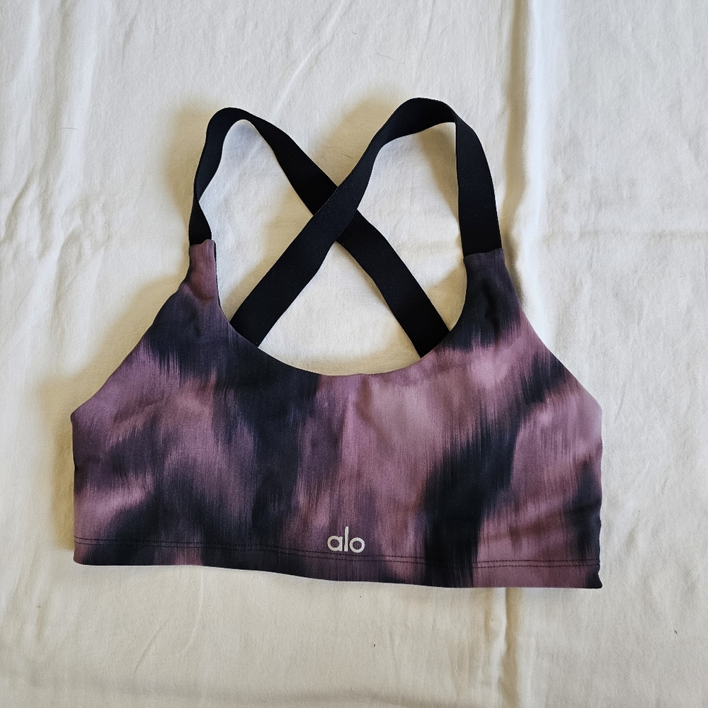 Alo Yoga Vapor Aurora Take Charge Sports Bra